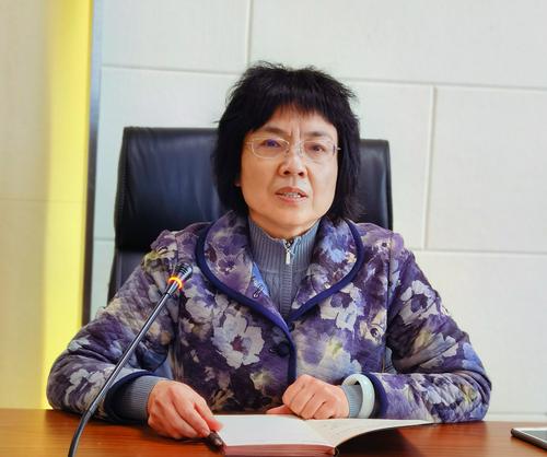 2.校长韦艳春讲话 2.校长韦艳春讲话