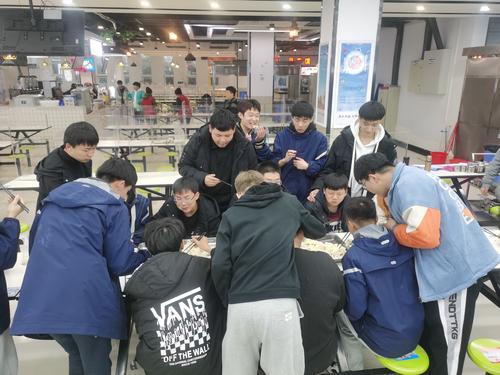 7热气腾腾的饺子上桌了 7热气腾腾的饺子上桌了