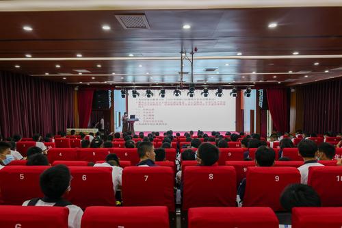 3.新学期第一课现场 3.新学期第一课现场