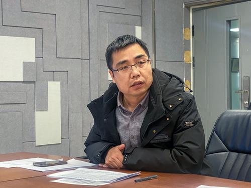 4.教务处副主任李鹏对班主任和任课老师提出具体要求 4.教务处副主任李鹏对班主任和任课老师提出具体要求