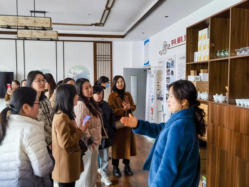4靖改玲回答老师们提出的各种问题 4靖改玲回答老师们提出的各种问题