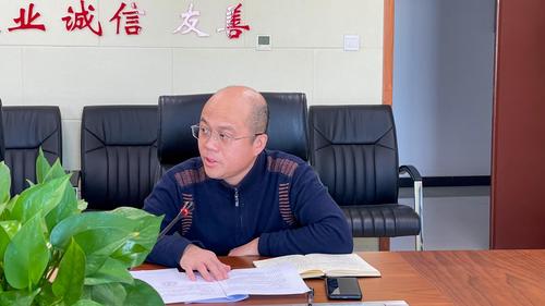 2副校长王宏亮传达学习全国两会精神 2副校长王宏亮传达学习全国两会精神