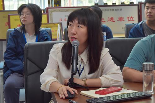 3梁爽主任主持 3梁爽主任主持