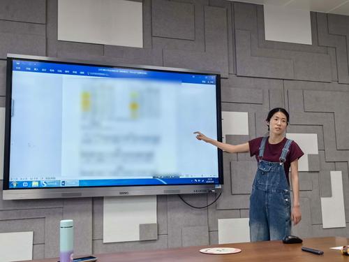 2班主任发言 2班主任发言