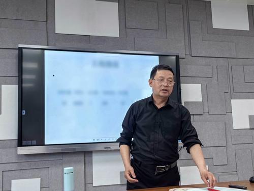 3备课组长发言 3备课组长发言