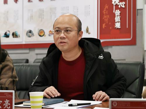 2taptap滚球校副校长王宏亮汇报班主任工作室建设情况 2taptap滚球校副校长王宏亮汇报班主任工作室建设情况