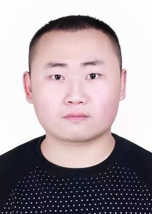 陈咨衡，教务处教务员，负责中专部技能竞赛队伍日常训练、管理及大赛承办相关工作