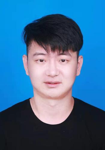 宋旭阳证件照