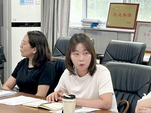 taptap滚球校团委副书记张玉洁介绍团委工作 taptap滚球校团委副书记张玉洁介绍团委工作